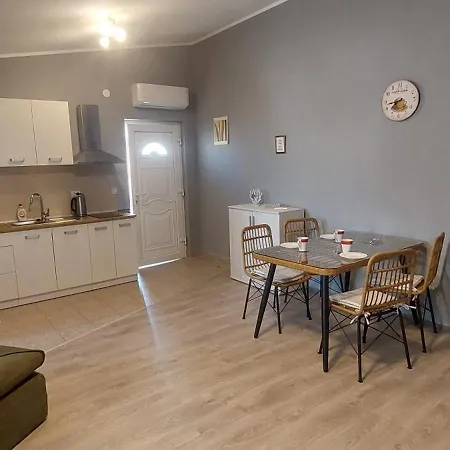 Well Bee Oase Apartament